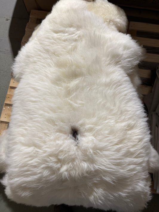 Schaffell Weiß mit Braun - Unikat